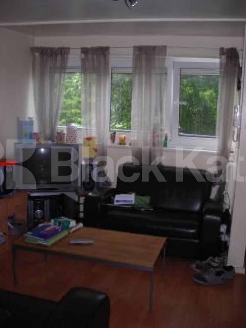 			New Instruction, 3 Bedroom, 1 bath, 1 reception Flat			 Pauntley Street, Archway